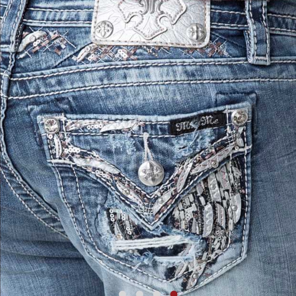 Miss Me- Easy Bootcut Jeans- Size 36